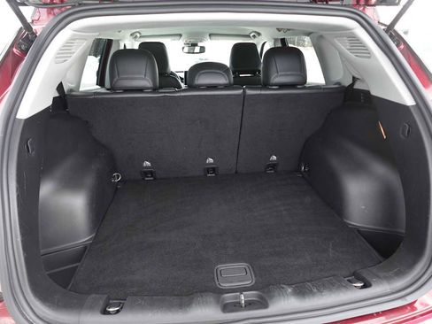 Used 2022 Jeep Compass Limited image 28