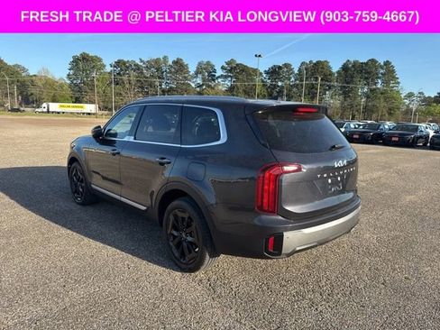 Used 2025 Kia Telluride S image 5