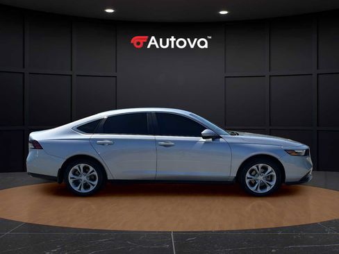 Used 2023 Honda Accord LX image 6