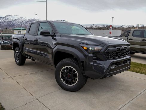 New 2026 Toyota Tacoma TRD Off-Road image 2