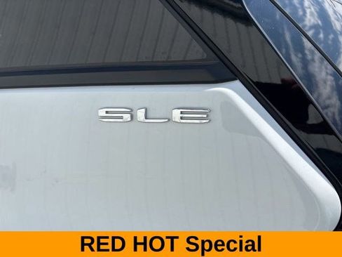 Used 2023 GMC Terrain SLE w/ Driver Convenience Package image 50