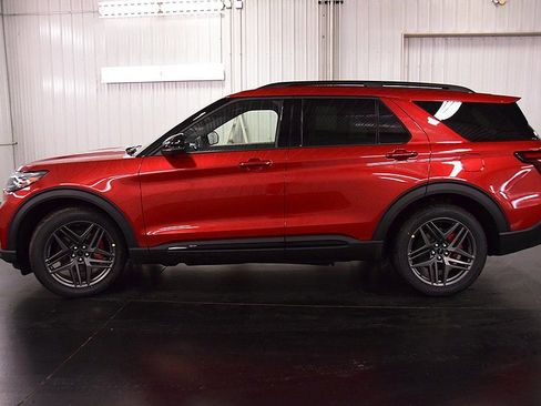 New 2026 Ford Explorer ST w/ Sun And Sound Package image 5