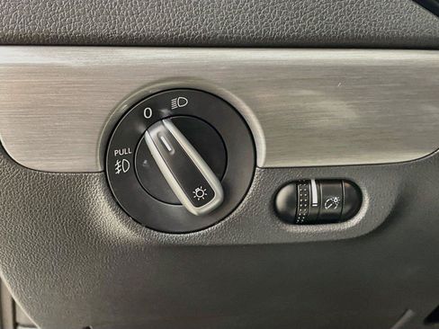 Used 2016 Volkswagen Jetta Sport FWD image 14