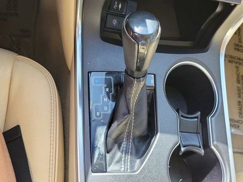 Used 2017 Toyota Camry XLE image 28