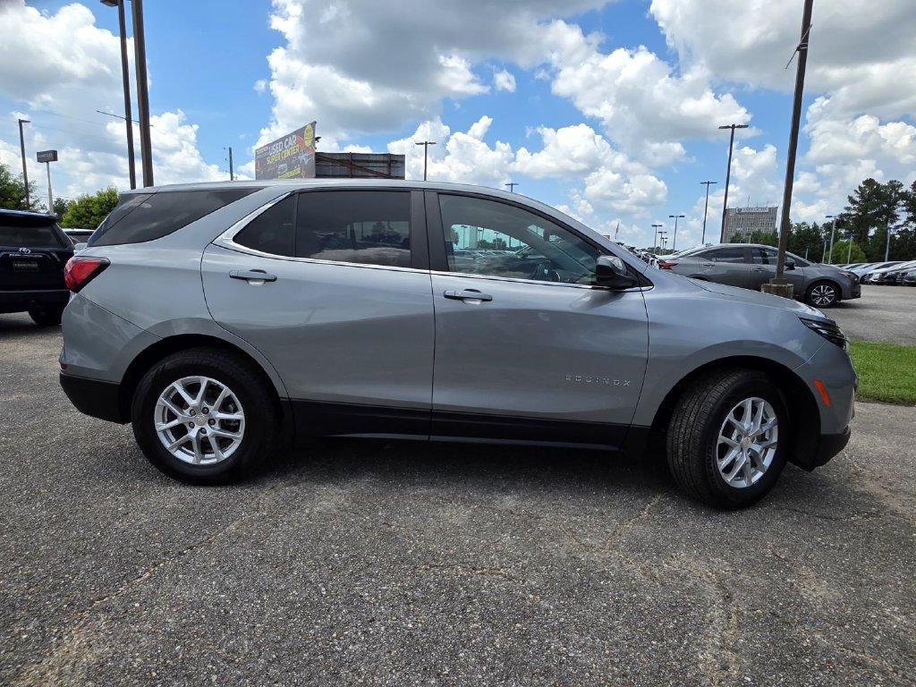 Used 2023 Chevrolet Equinox LT AWD/4WD image 34