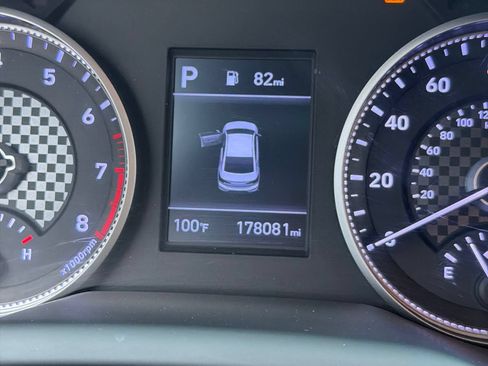 Used 2020 Hyundai Elantra SE w/ Cargo Package (C1) FWD image 3