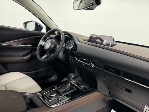 Used 2025 MAZDA CX-30 AWD 2.5 S w/ Premium Package image 29