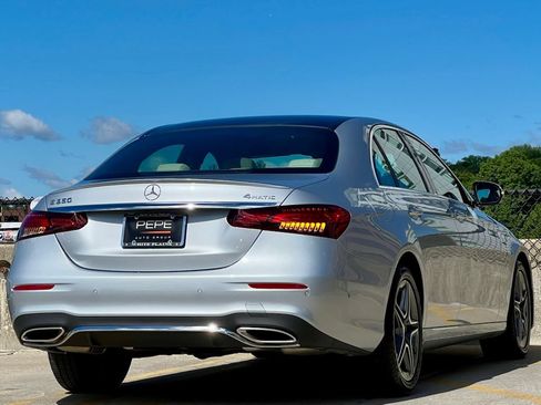 Used 2023 Mercedes-Benz E 350 4MATIC Sedan image 7