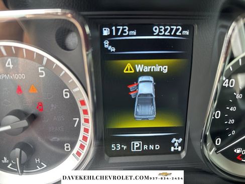 Used 2017 Nissan Titan SV image 42