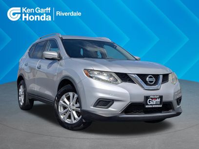 Used 2015 Nissan Rogue SV