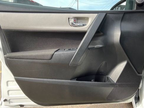 Used 2019 Toyota Corolla LE image 33