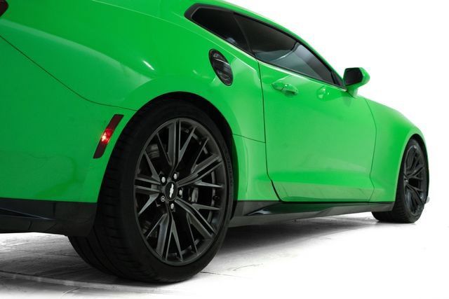 Used 2017 Chevrolet Camaro ZL1 RWD image 16