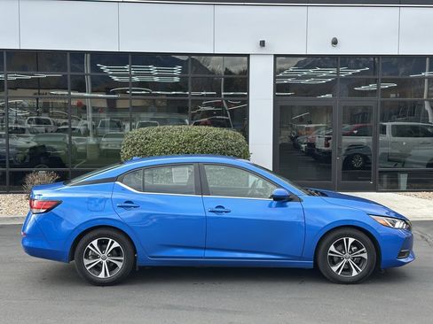 Used 2023 Nissan Sentra SV image 8