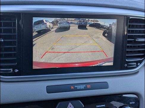 Used 2020 Kia Sportage S w/ S Premium Package image 12