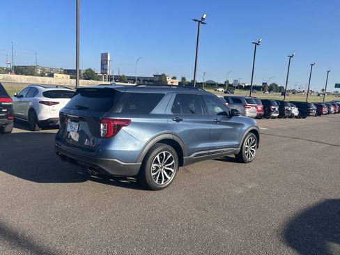 Used 2020 Ford Explorer ST AWD/4WD image 3