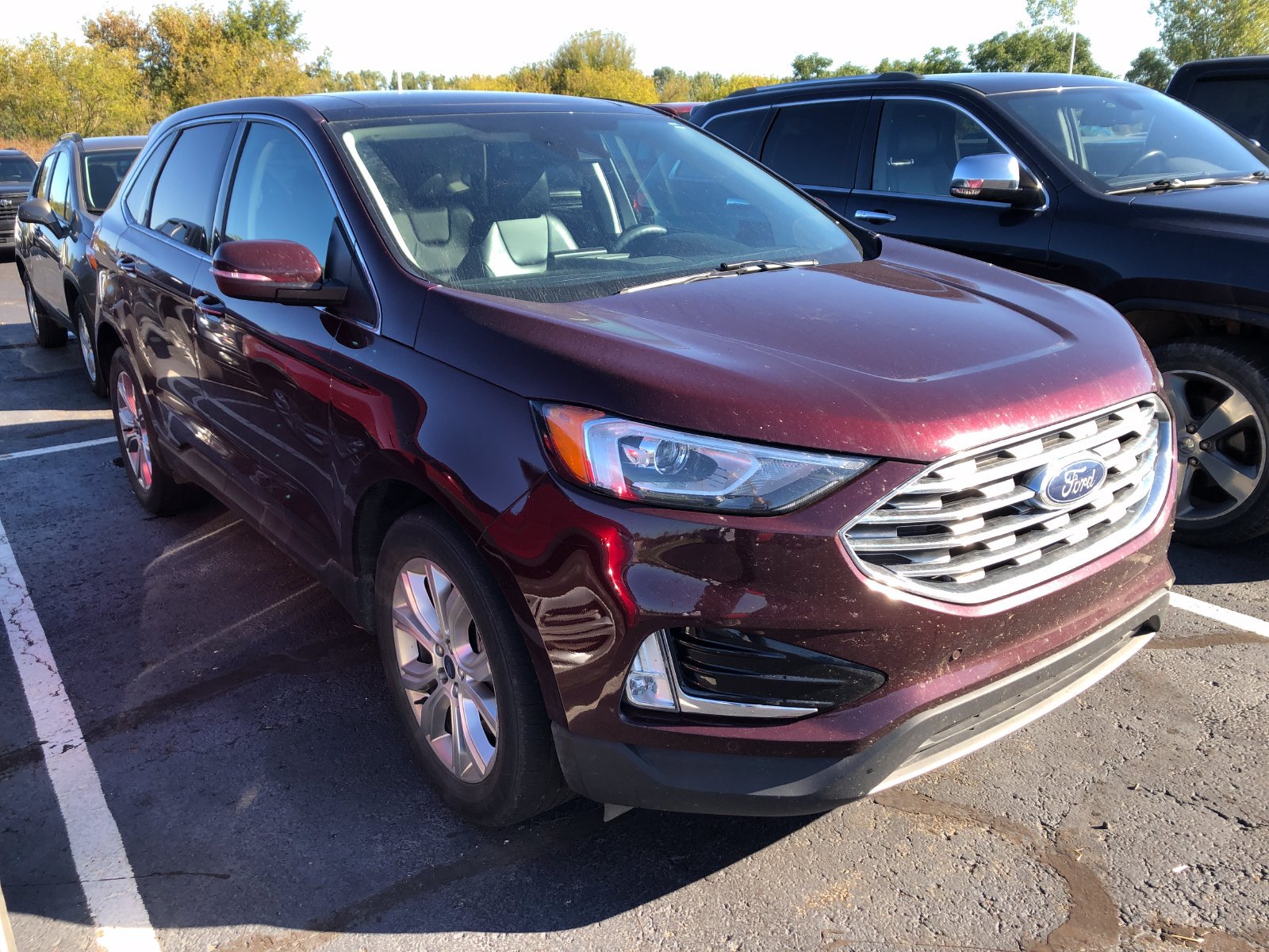 Used 2021 Ford Edge Titanium w/ Class II Trailer Tow Package AWD/4WD image 3