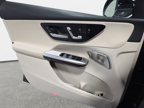 New 2025 Mercedes-Benz GLC 300 GLC 300 image 26