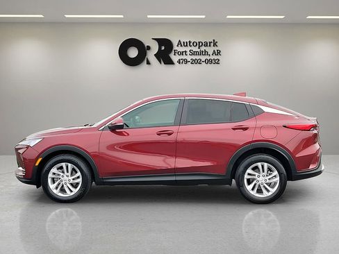 Used 2025 Buick Envista Preferred w/ Convenience II Package FWD image 3