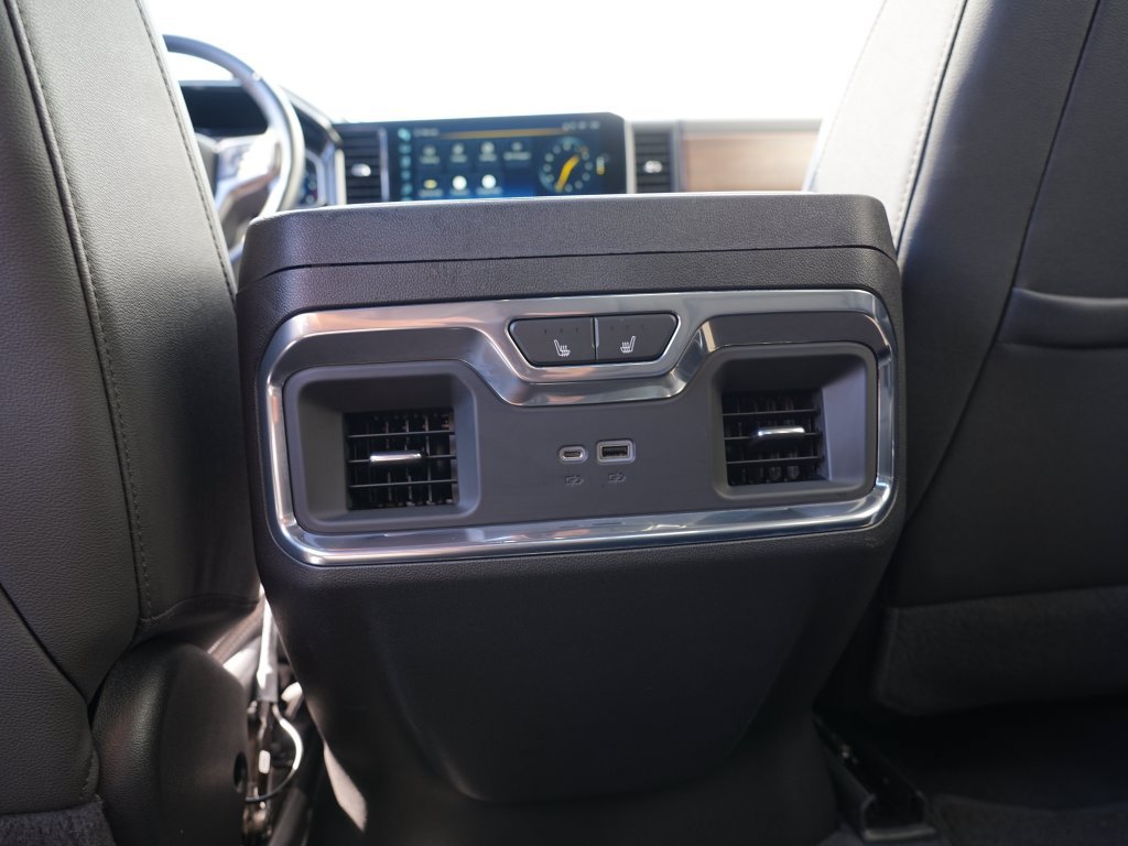 Certified 2022 Chevrolet Silverado 1500 High Country AWD/4WD image 28