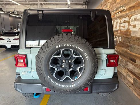 Used 2023 Jeep Wrangler Unlimited Rubicon 4xe w/ Cold Weather Group AWD/4WD image 7