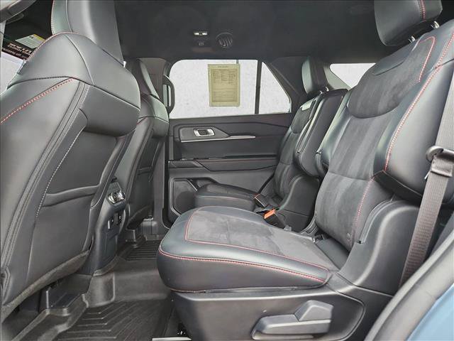 Used 2025 Ford Explorer ST AWD/4WD image 19