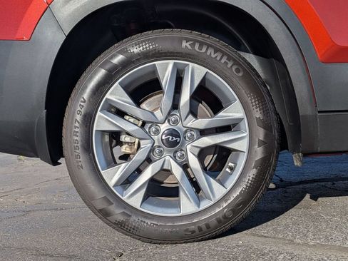 Used 2023 Kia Seltos S w/ Navigation Package AWD/4WD image 12