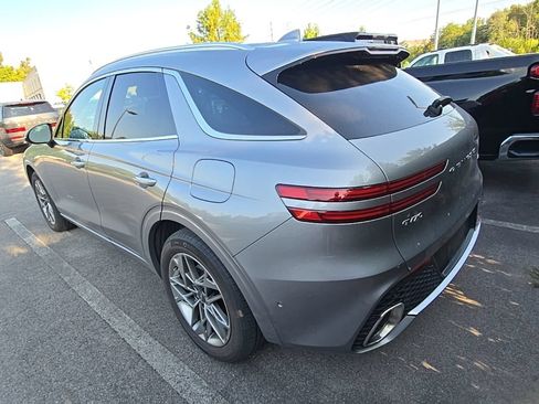 Used 2022 Genesis GV70 2.5T w/ Advanced Package AWD/4WD image 5