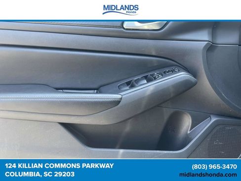 Used 2024 Nissan Altima 2.5 SV FWD image 15