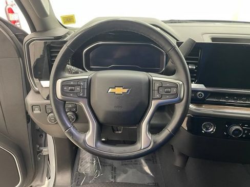 Used 2024 Chevrolet Silverado 1500 LT AWD/4WD image 13