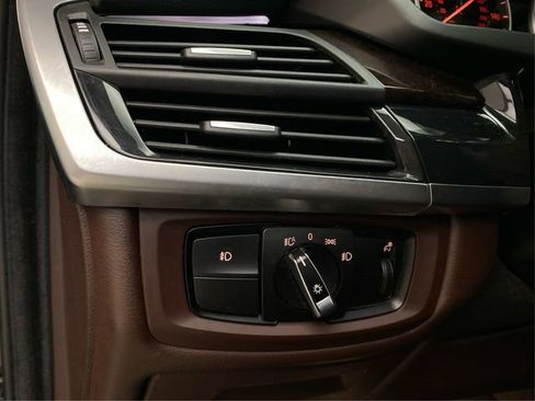 Used 2016 BMW X5 xDrive40e image 22