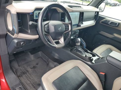 Used 2021 Ford Bronco Wildtrak AWD/4WD image 6