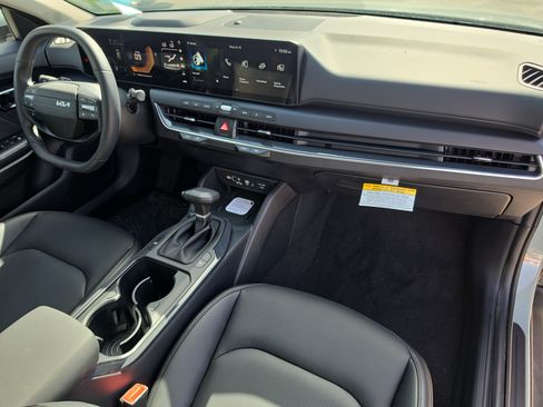 New 2026 Kia K4 EX FWD image 11