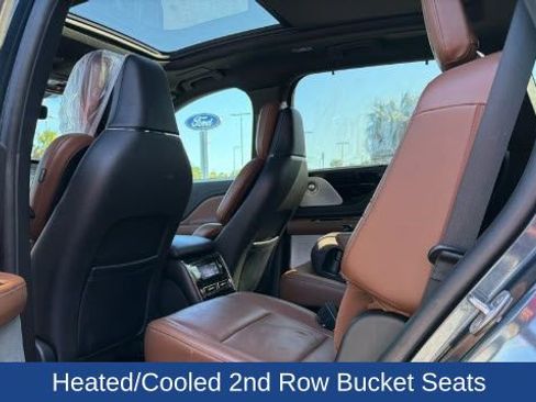 Used 2023 Lincoln Aviator Grand Touring w/ Equipment Group 301A AWD/4WD image 10