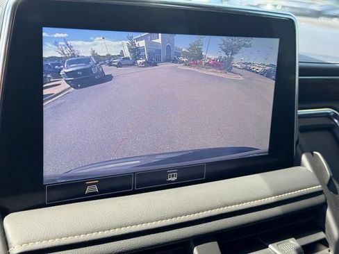 Certified 2021 Chevrolet Suburban Premier AWD/4WD image 36
