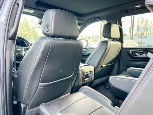 Used 2021 Chevrolet Tahoe High Country w/ Premium Package AWD/4WD image 11