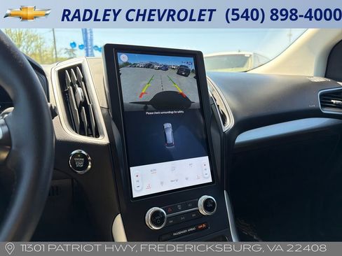 Used 2024 Ford Edge SEL image 8