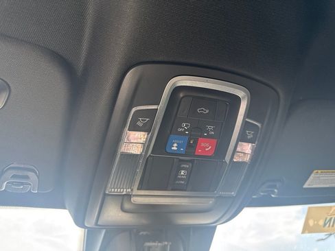 Used 2022 RAM 1500 Limited w/ Night Edition AWD/4WD image 17