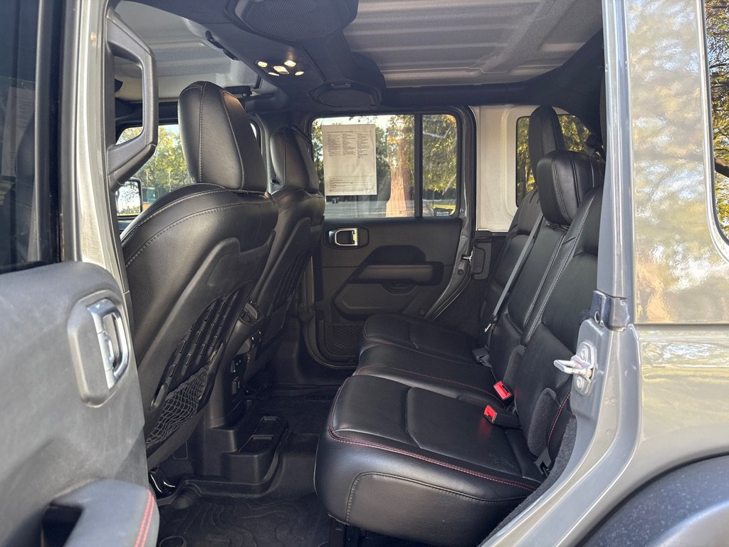 Used 2021 Jeep Wrangler Unlimited Rubicon AWD/4WD image 9