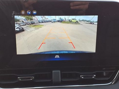 Used 2025 Chevrolet Equinox RS w/ Convenience Package III FWD image 19