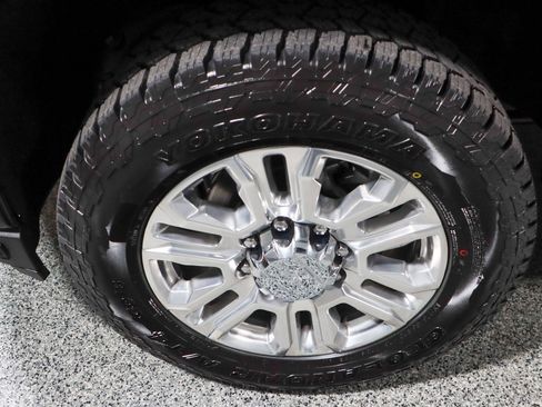 Used 2022 GMC Sierra 2500 Denali image 11