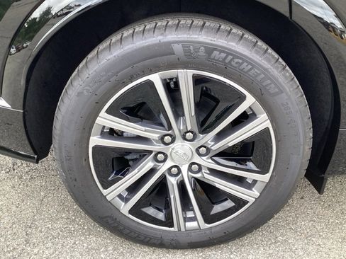 New 2025 Cadillac Lyriq Luxury image 6