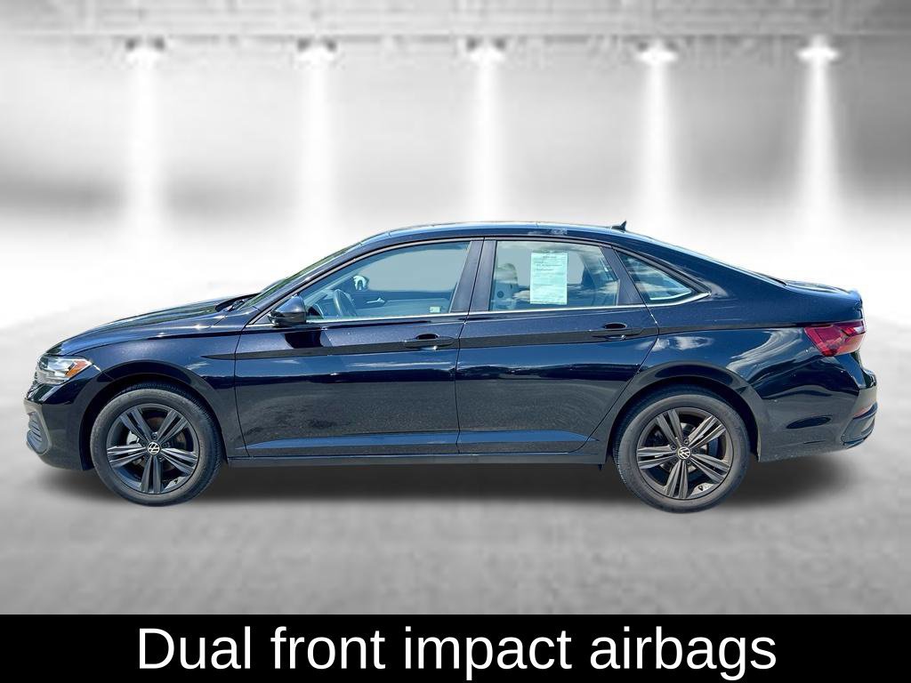 Used 2024 Volkswagen Jetta SE w/ Panoramic Sunroof Package FWD image 8