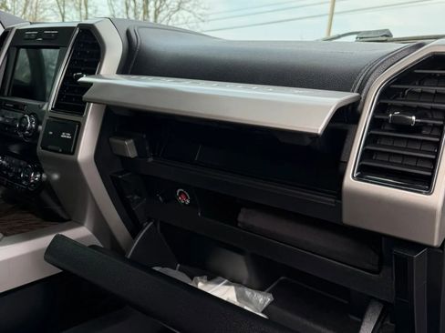 Used 2019 Ford F250 Lariat w/ Lariat Ultimate Package AWD/4WD image 34