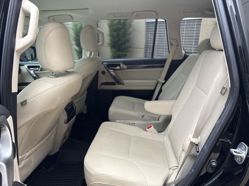 Used 2023 Lexus GX 460 Premium AWD/4WD image 31