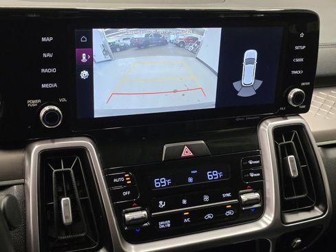 Used 2022 Kia Sorento S AWD/4WD image 35