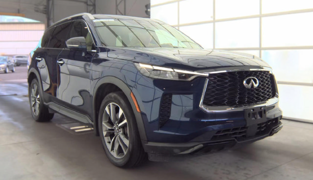 Used 2024 INFINITI QX60 Luxe w/ Vision Package AWD/4WD image 4