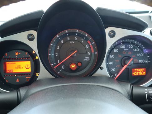 Used 2018 Nissan 370Z Coupe w/ Z34 Heritage Edition - Yellow image 21