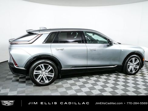 Certified 2024 Cadillac Lyriq Tech RWD image 2