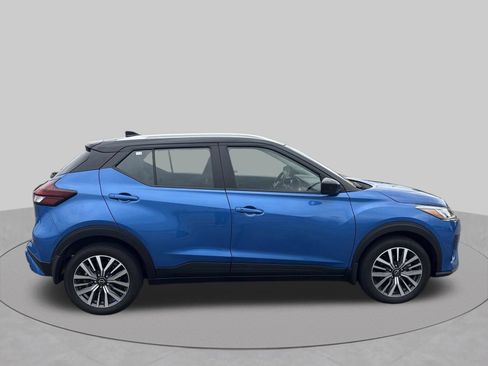 Certified 2024 Nissan Kicks SV FWD image 34