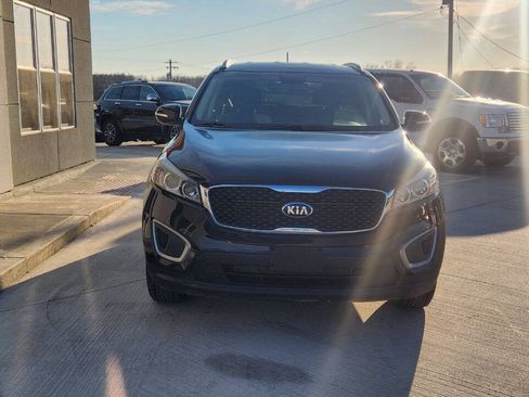 Used 2017 Kia Sorento AWD image 6
